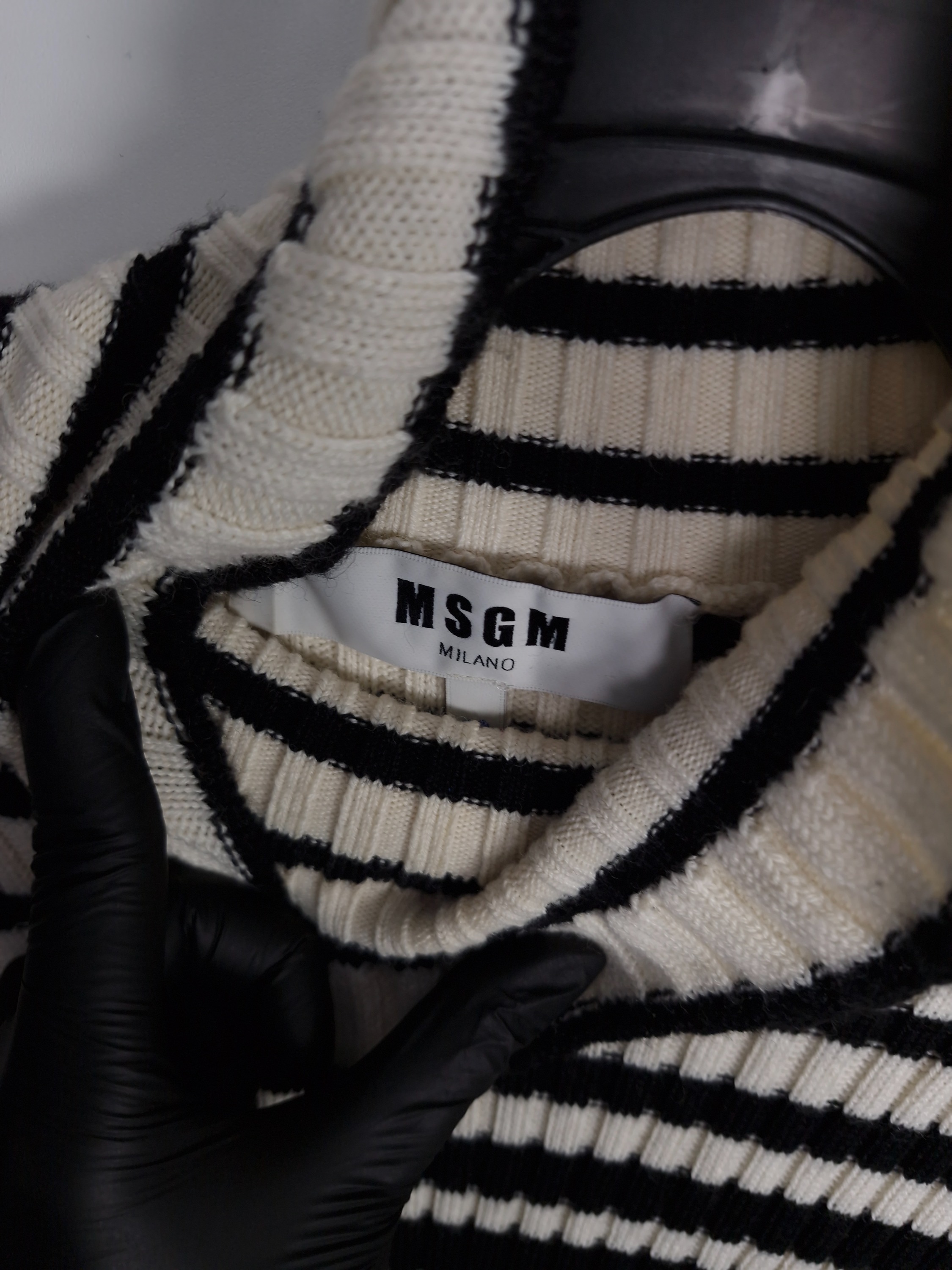 엠에스지엠 MSGM 스트라이프 하프 폴라 니트 S